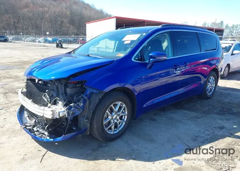 2021 Chrysler Pacifica Touring z USA, uszkodzony, nr VIN 2C4RC1FG5MR511546